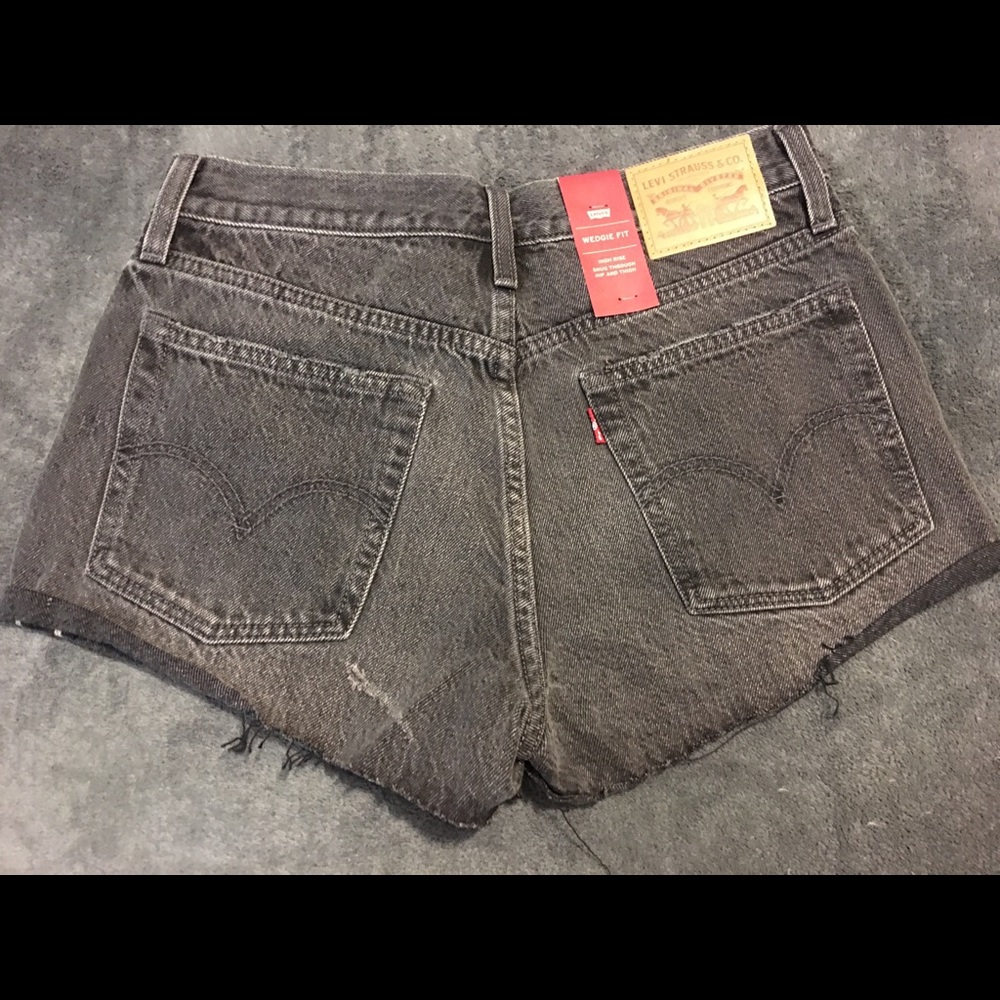 Levi jean shorts
